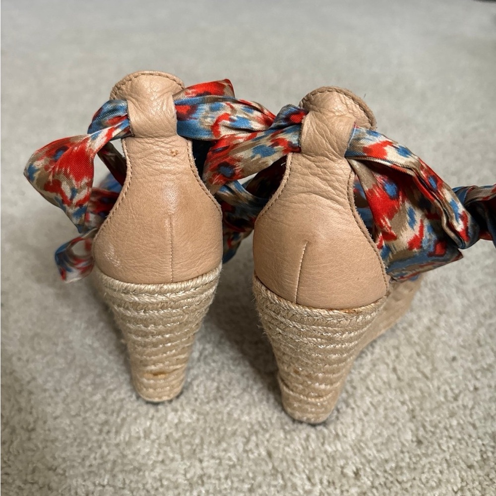 UGG Ribbon Wrap Wedges - Picture 3 of 4